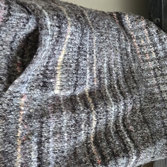 Christian Siriano Multicolor Knit Sweater - Picture 4 of 7